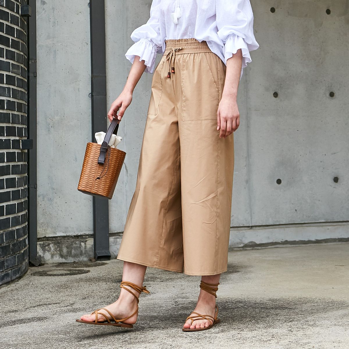 핀블랙(PINBLACK) COTTON WIDE BANDING PANTS BEIGE