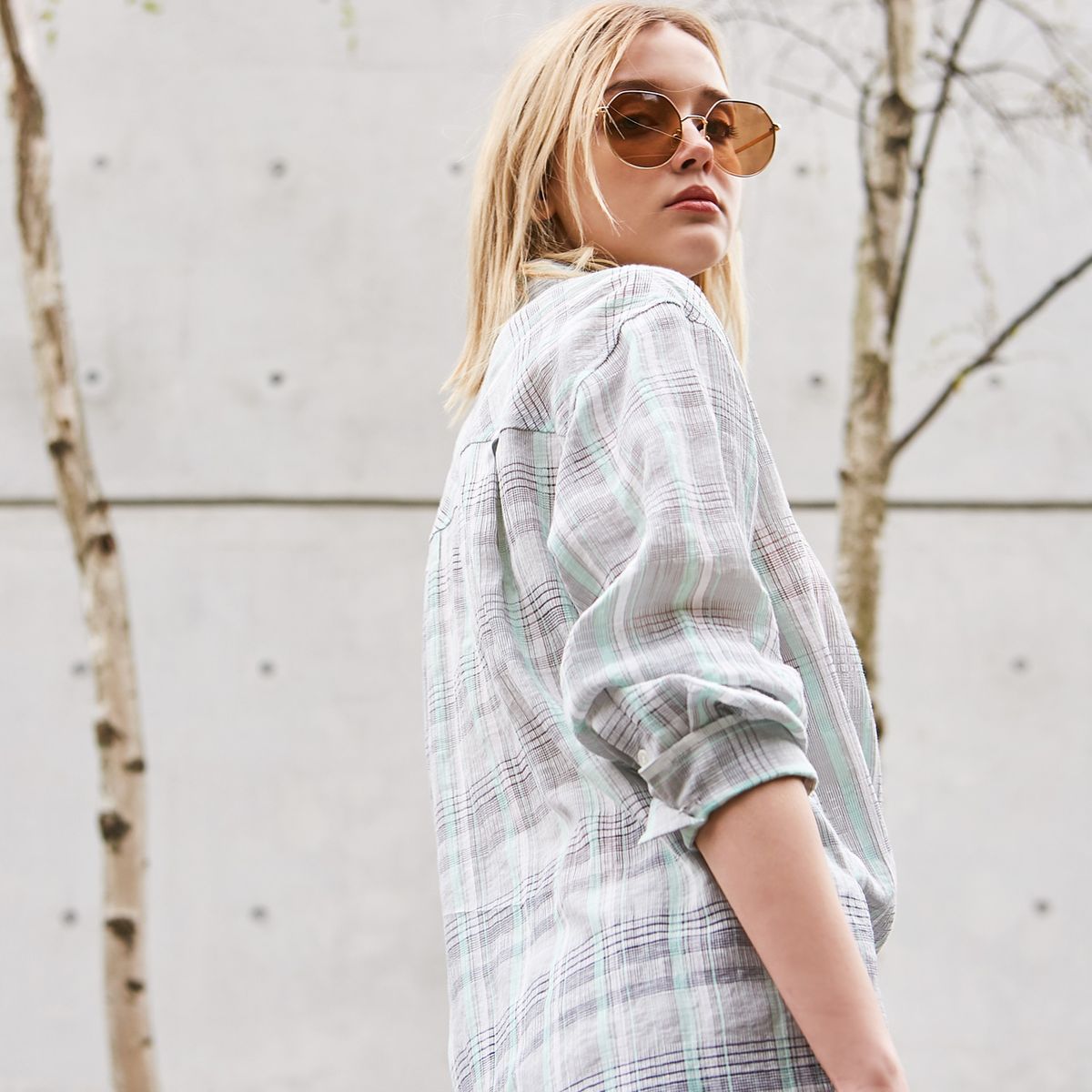 핀블랙(PINBLACK) LINEN CHECK BLOUSE MINT