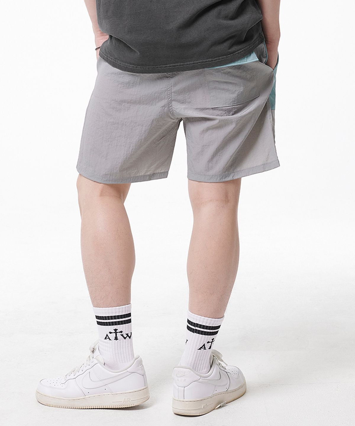 아티스트웨어(ARTISTWEAR) [ATW] 포켓 배색 하프팬츠_GY