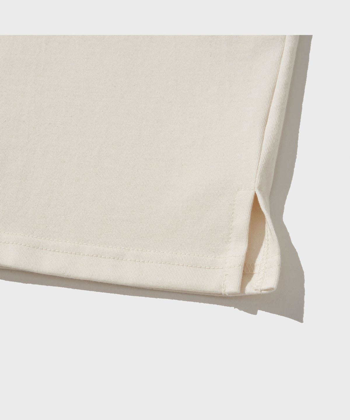 비디알(VDR) COZY HENLY NECK T-SHIRT [Vanilla]