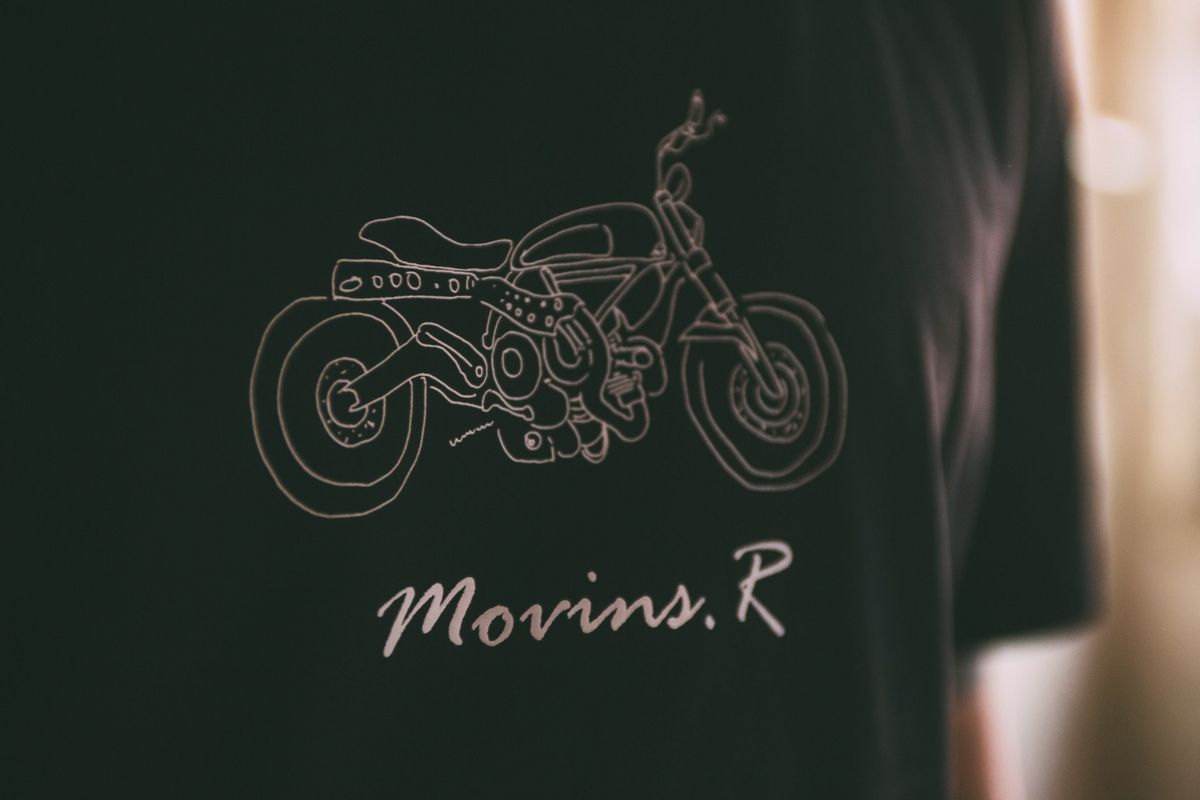모빈스알(MOVINS.R) PENNA GT SHORT TEE BLACK