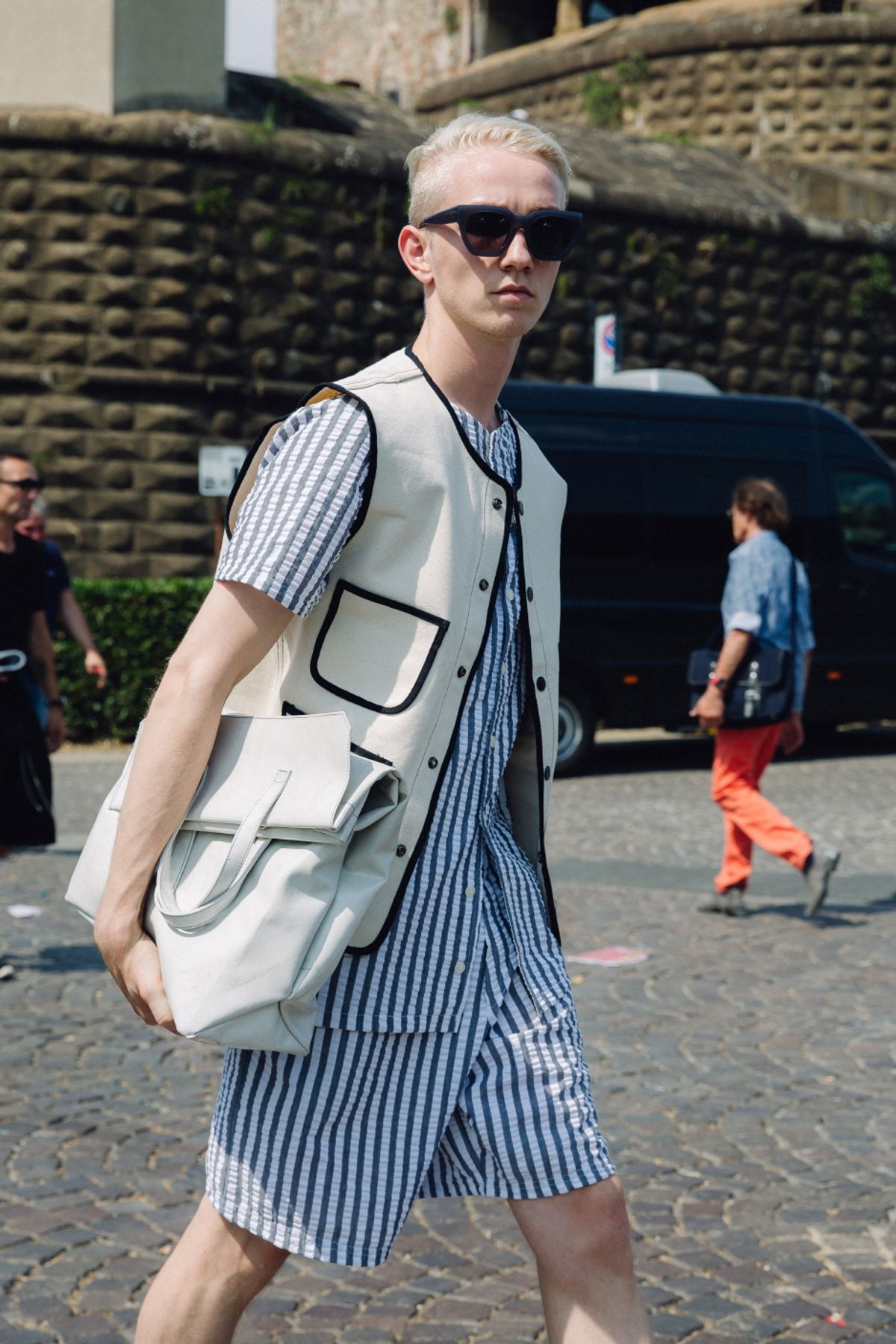 모빈스알(MOVINS.R) GRUS BINDING RAW M VEST INDIGO WHITE