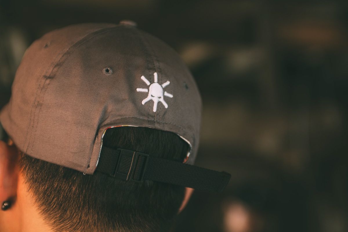 모빈스알(MOVINS.R) FAITHER FIVE PANEL CAP GRAY