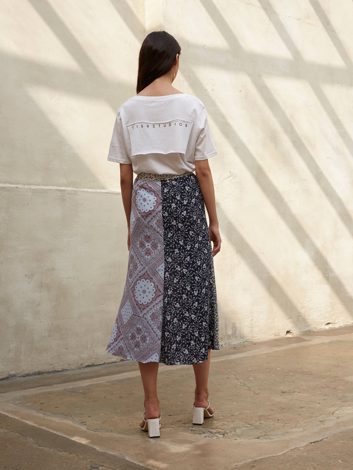 일일오구스튜디오(1159STUDIO) MH10 MULTI FLOWER SKIRT_BL