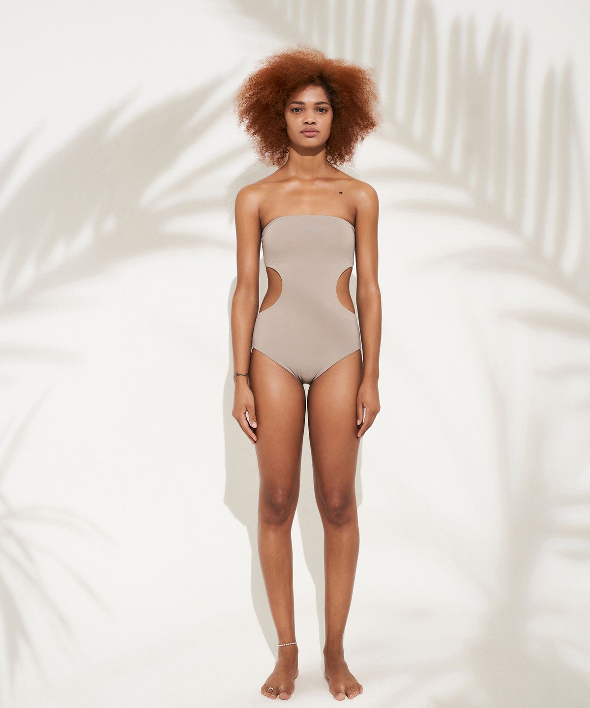 르브아시스(REVOIRSIS) RVIS monokini  beige