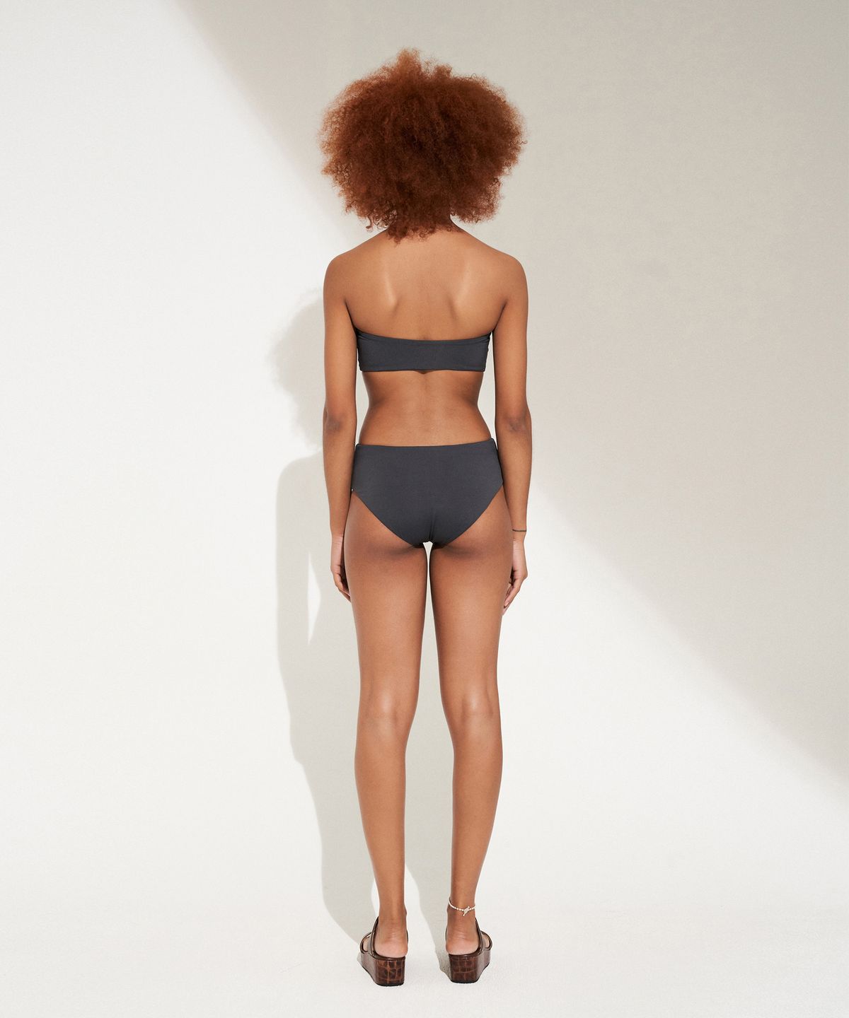 르브아시스(REVOIRSIS) RVIS monokini charcoal
