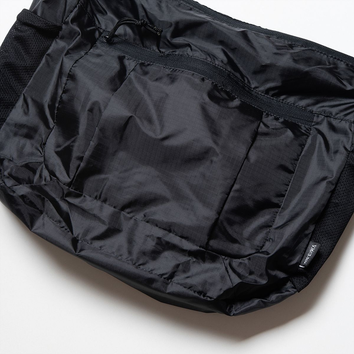 와이엠씨엘케이와이(YMCL KY) GB0608 Compact Shoulder Bag - Black