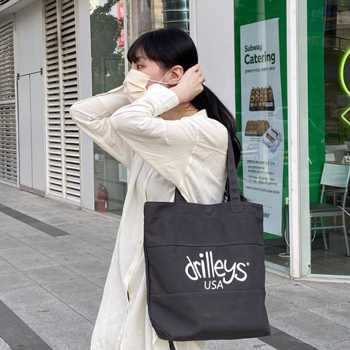드릴리스(DRILLEYS) 어스 에코백 그레이