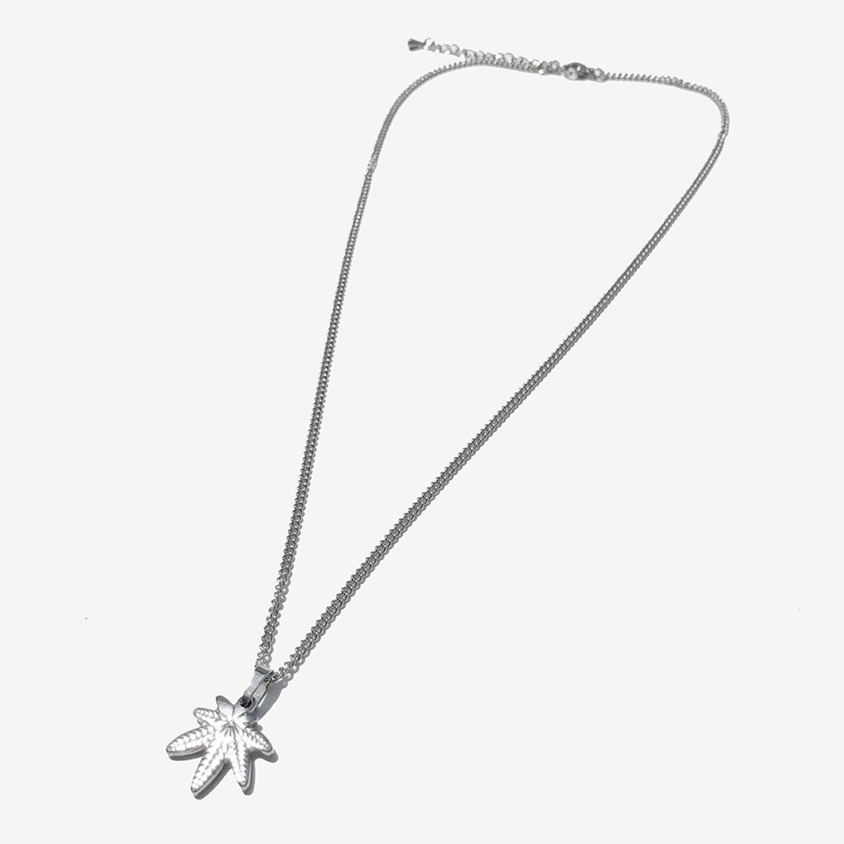 러쉬오프(RUSH OFF) Surgical Steel Weed Pendant Chain Necklace  / 위드 펜던트 체인목걸이