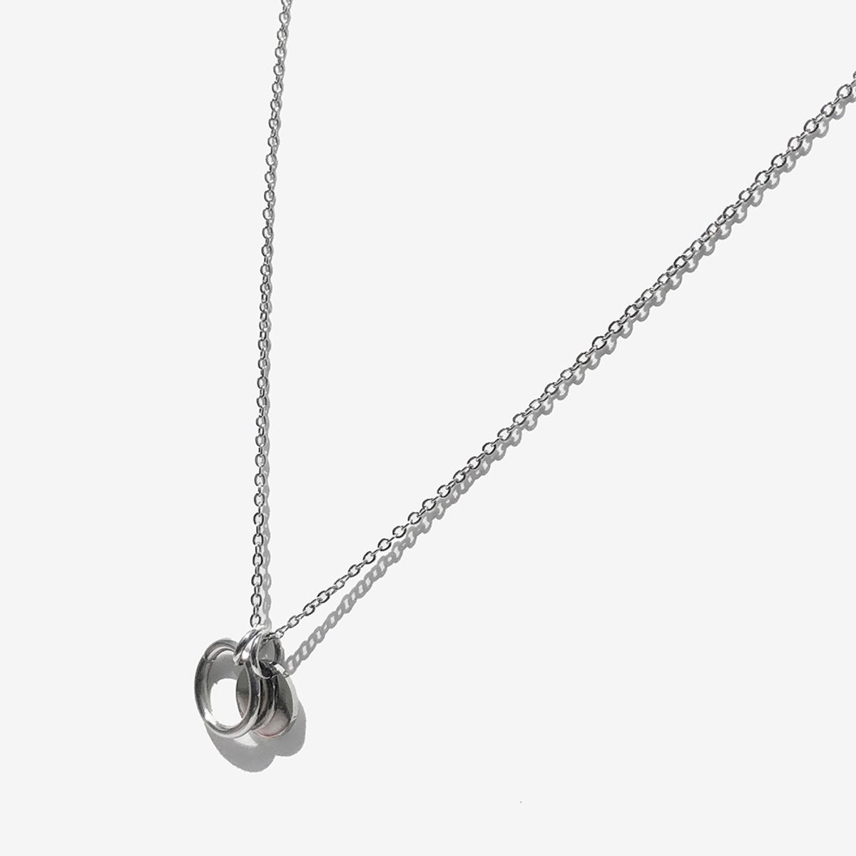 러쉬오프(RUSH OFF) Surgical Steel Dual Circle Pendant Chain Necklace  / 듀얼 써클 펜던트 체인목걸이