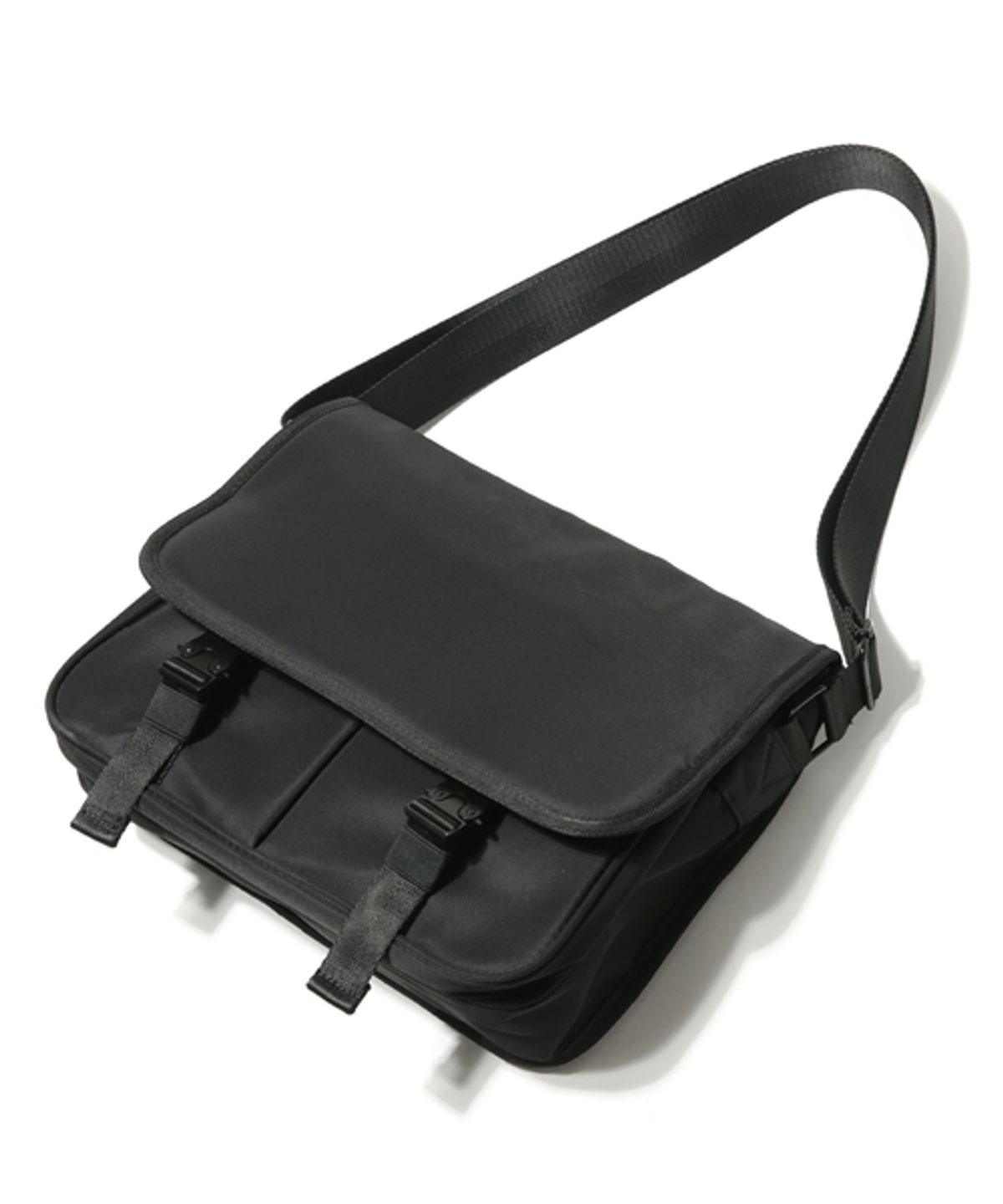 몬스터리퍼블릭(MONSTER REPUBLIC) R.TWIN CROSS BAG / BLACK
