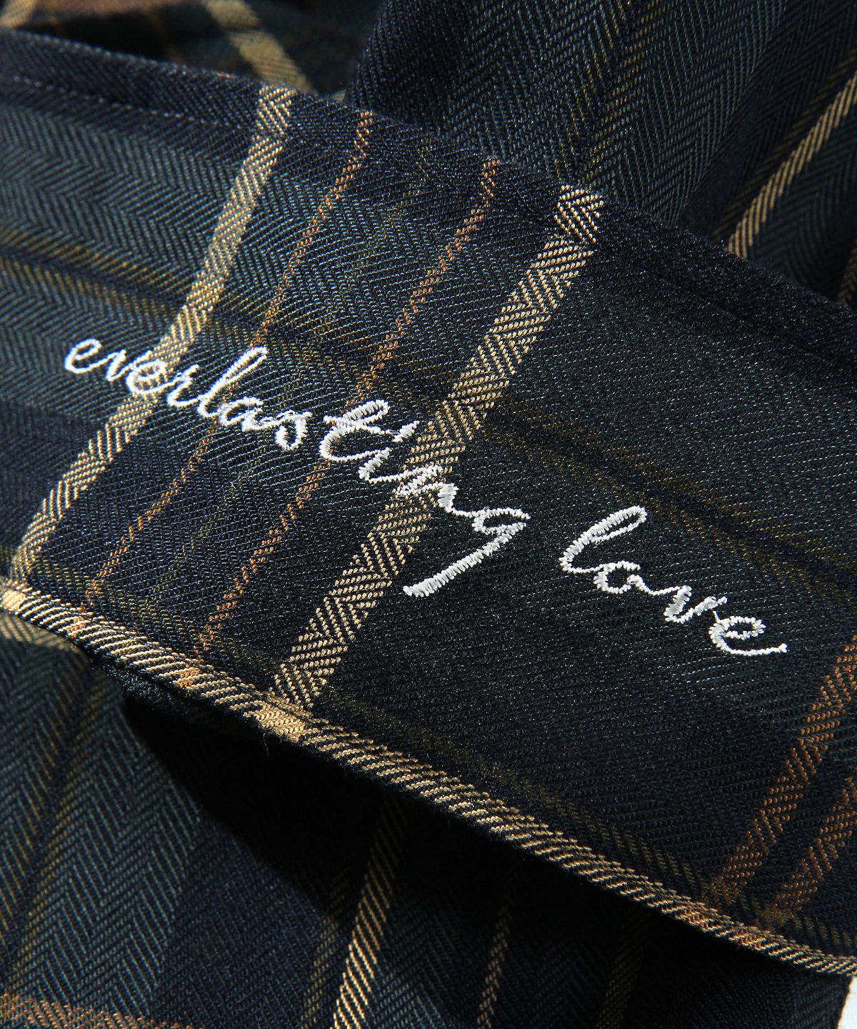 다이아몬드 레이라(DIAMOND LAYLA) Herringbone classy green check shirt S41