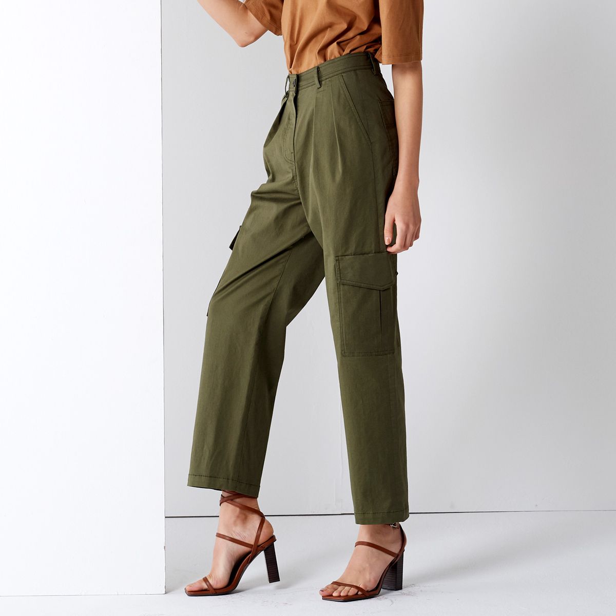 핀블랙(PINBLACK) COTTON CARGO PANTS KHAKI