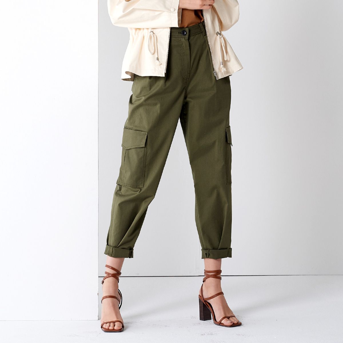 핀블랙(PINBLACK) COTTON CARGO PANTS KHAKI