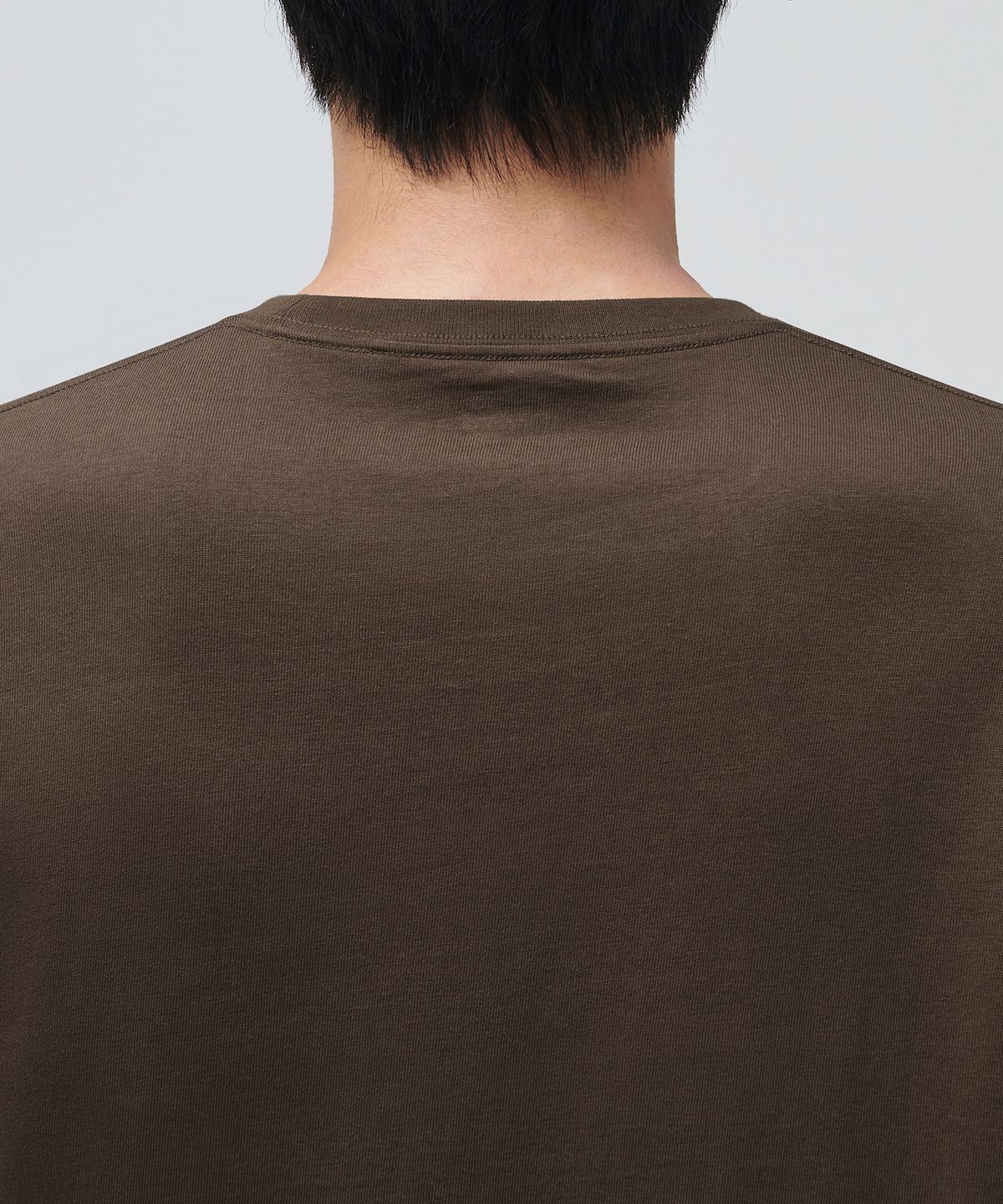 무신사 스탠다드(MUSINSA STANDARD) 베이식 긴소매 티셔츠 [브라운]