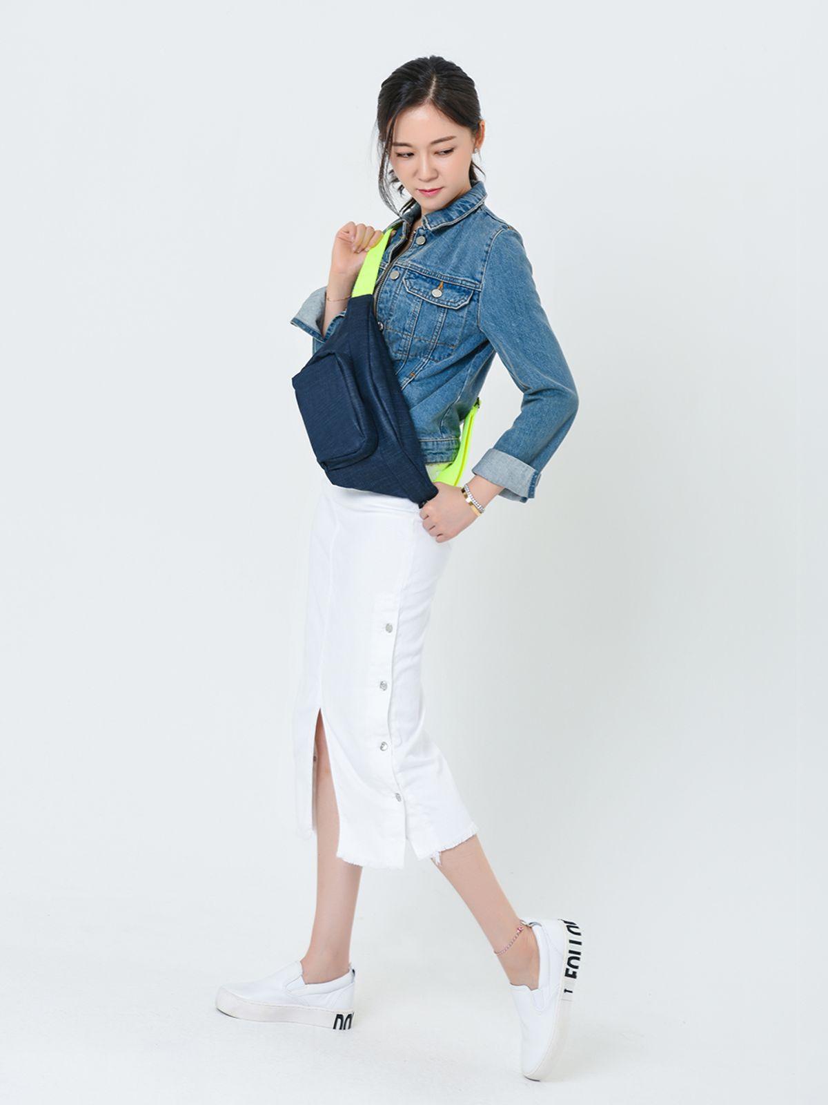 엘더블유엘(LWL) DENIM WAISTBAG (데님 웨이스트백) Blue