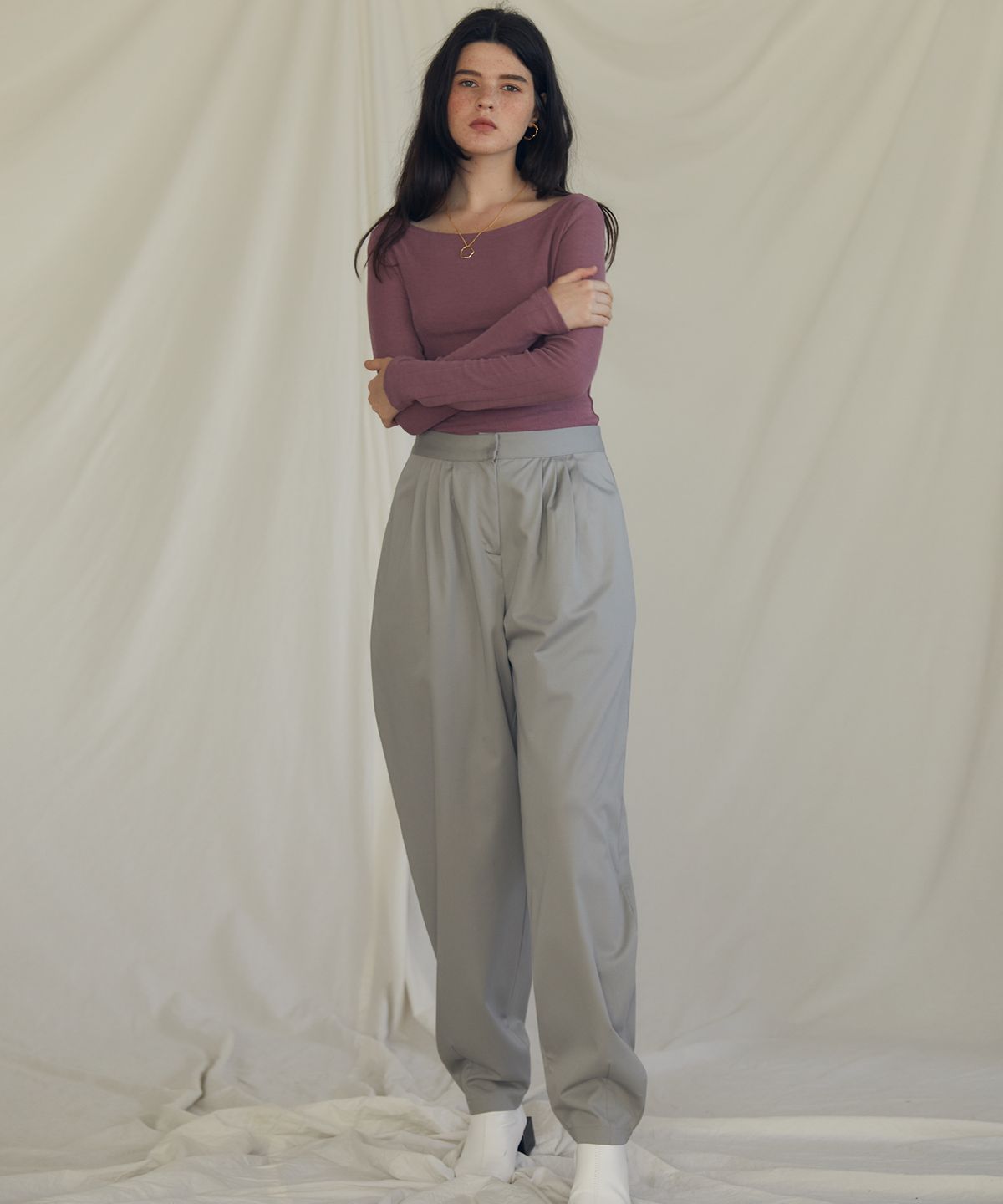라티젠(LARTIGENT) ES FOUR TUCK PANTS(GRAY)