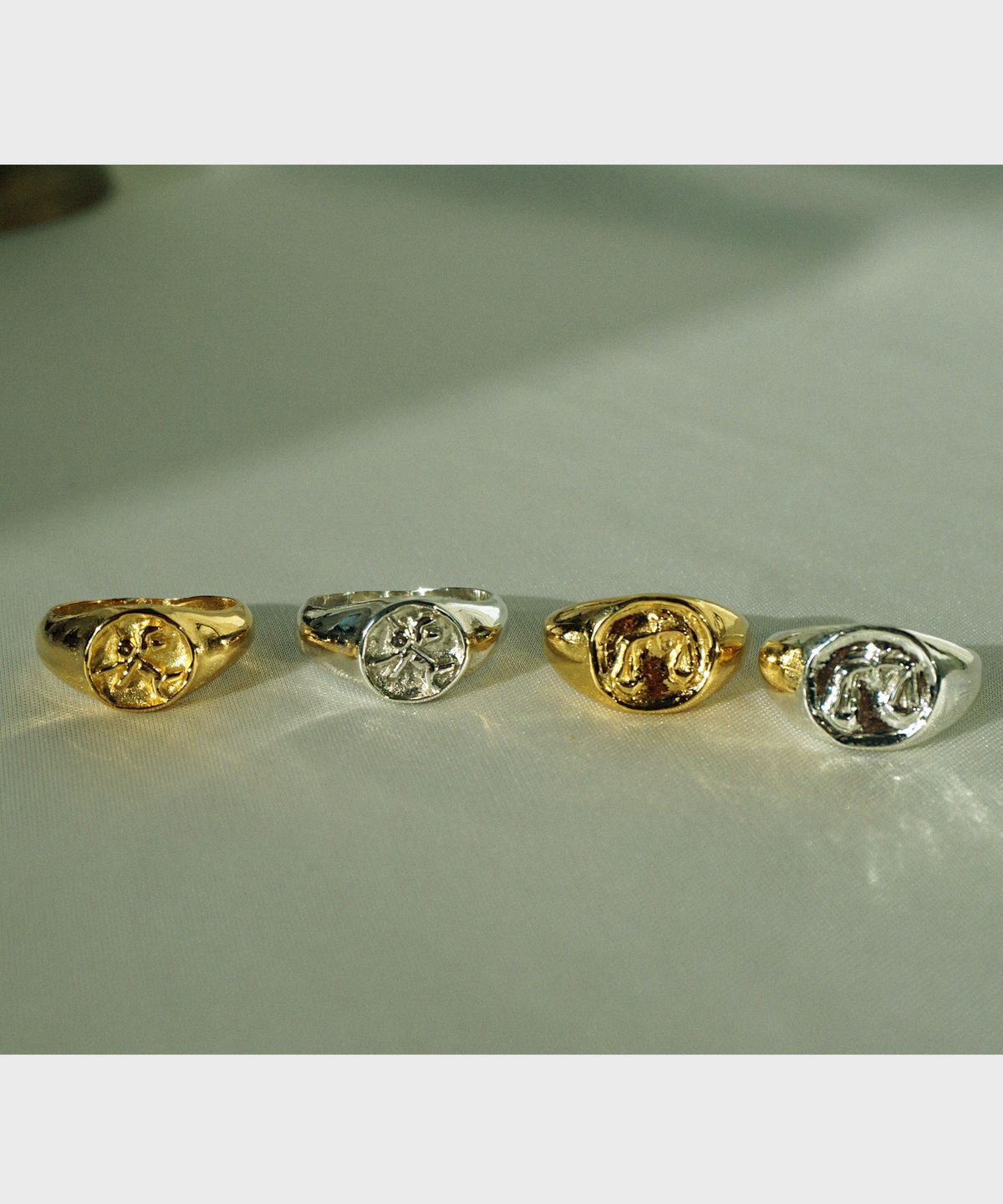 비자르 주얼리(BIZARRE JEWELRY) 각인 반지 (천사 & 저울)