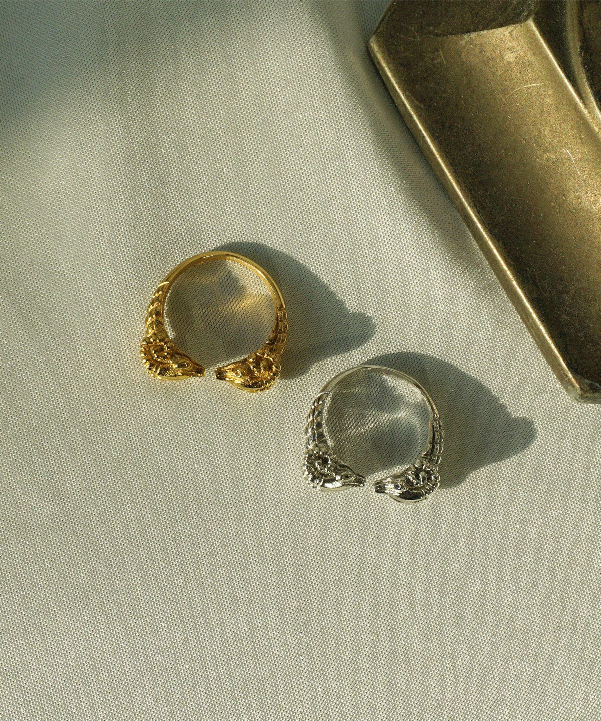 비자르 주얼리(BIZARRE JEWELRY) 더블 고트 반지