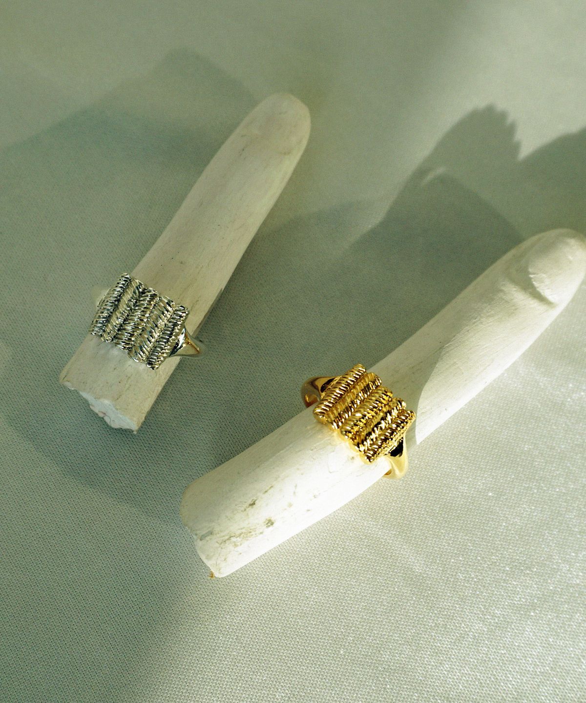 비자르 주얼리(BIZARRE JEWELRY) 길로쉐 반지
