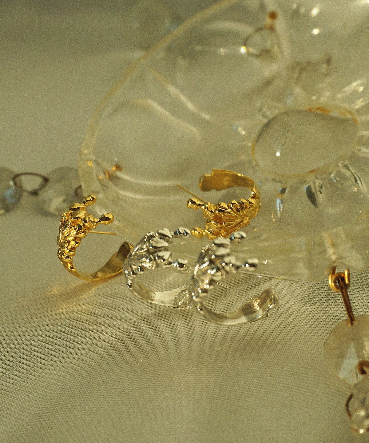 비자르 주얼리(BIZARRE JEWELRY) 앙스트블뤼테 귀걸이