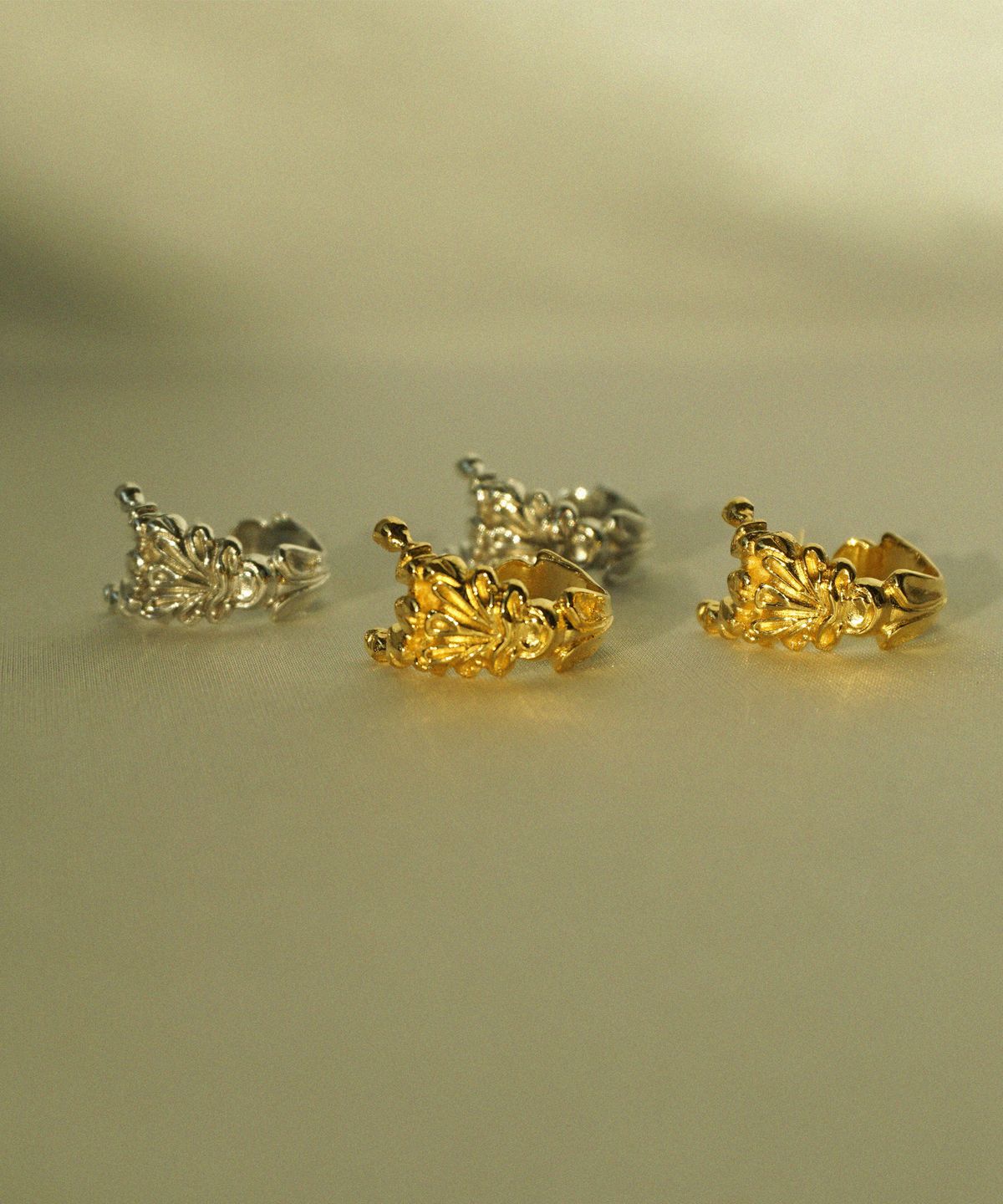 비자르 주얼리(BIZARRE JEWELRY) 앙스트블뤼테 귀걸이