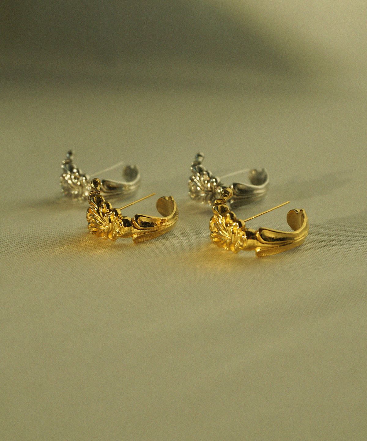 비자르 주얼리(BIZARRE JEWELRY) 앙스트블뤼테 귀걸이