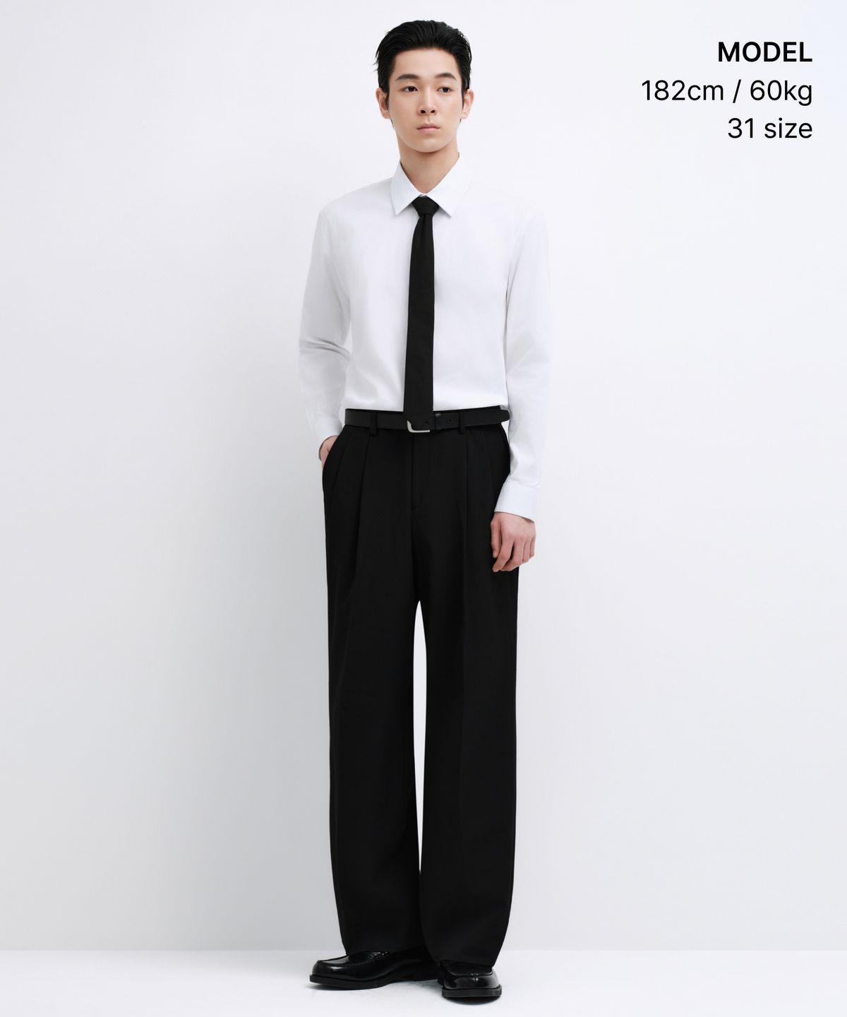 무신사 스탠다드(MUSINSA STANDARD) 리얼 와이드 히든 밴딩 슬랙스 [블랙]
