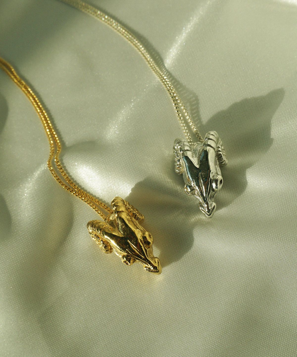 비자르 주얼리(BIZARRE JEWELRY) 산양 목걸이