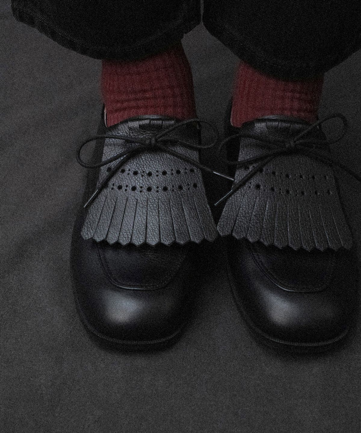 흰(HEENN) 2Ways Kiltie Derby Shoes_Black