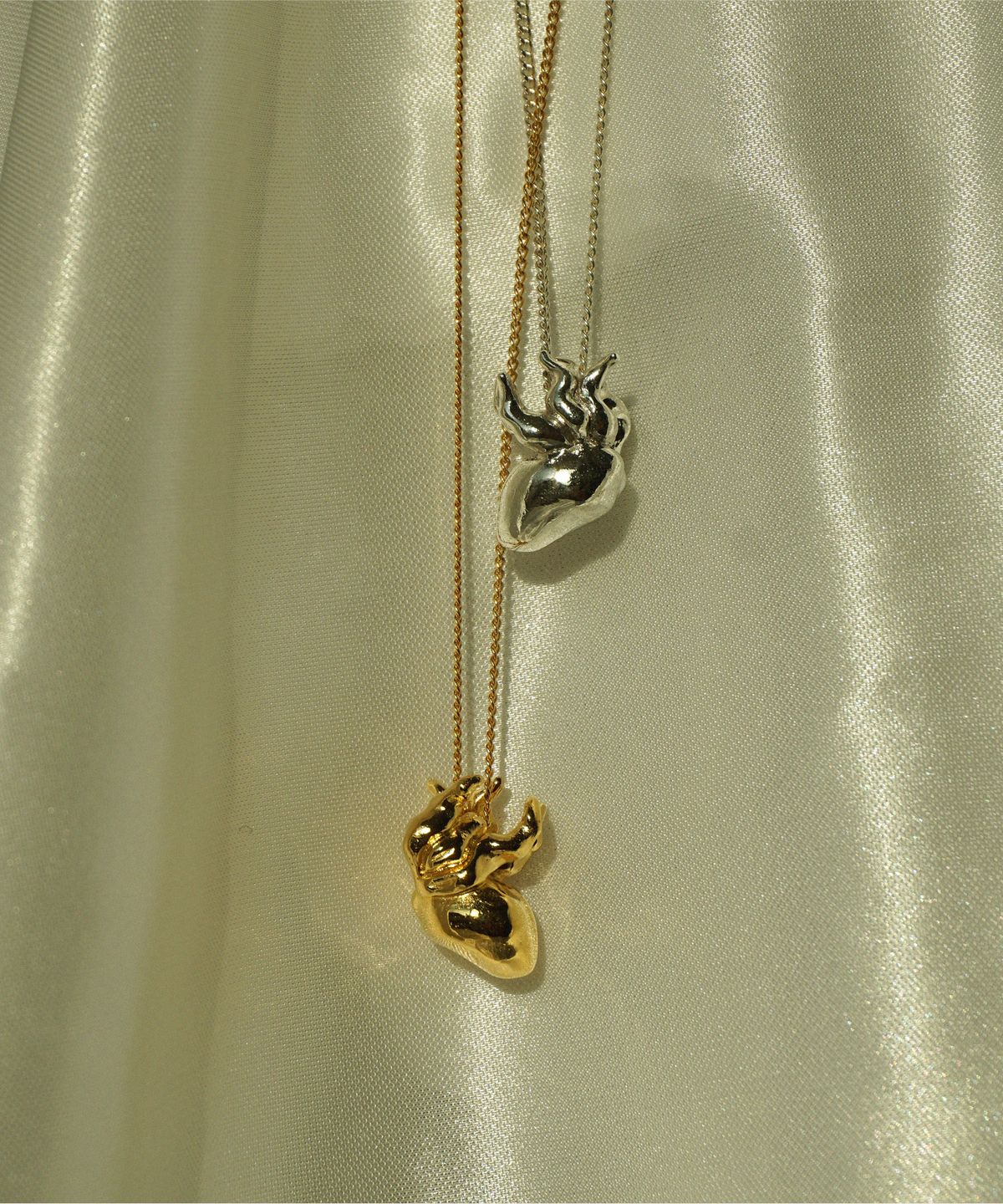 비자르 주얼리(BIZARRE JEWELRY) 불타는 심장 목걸이