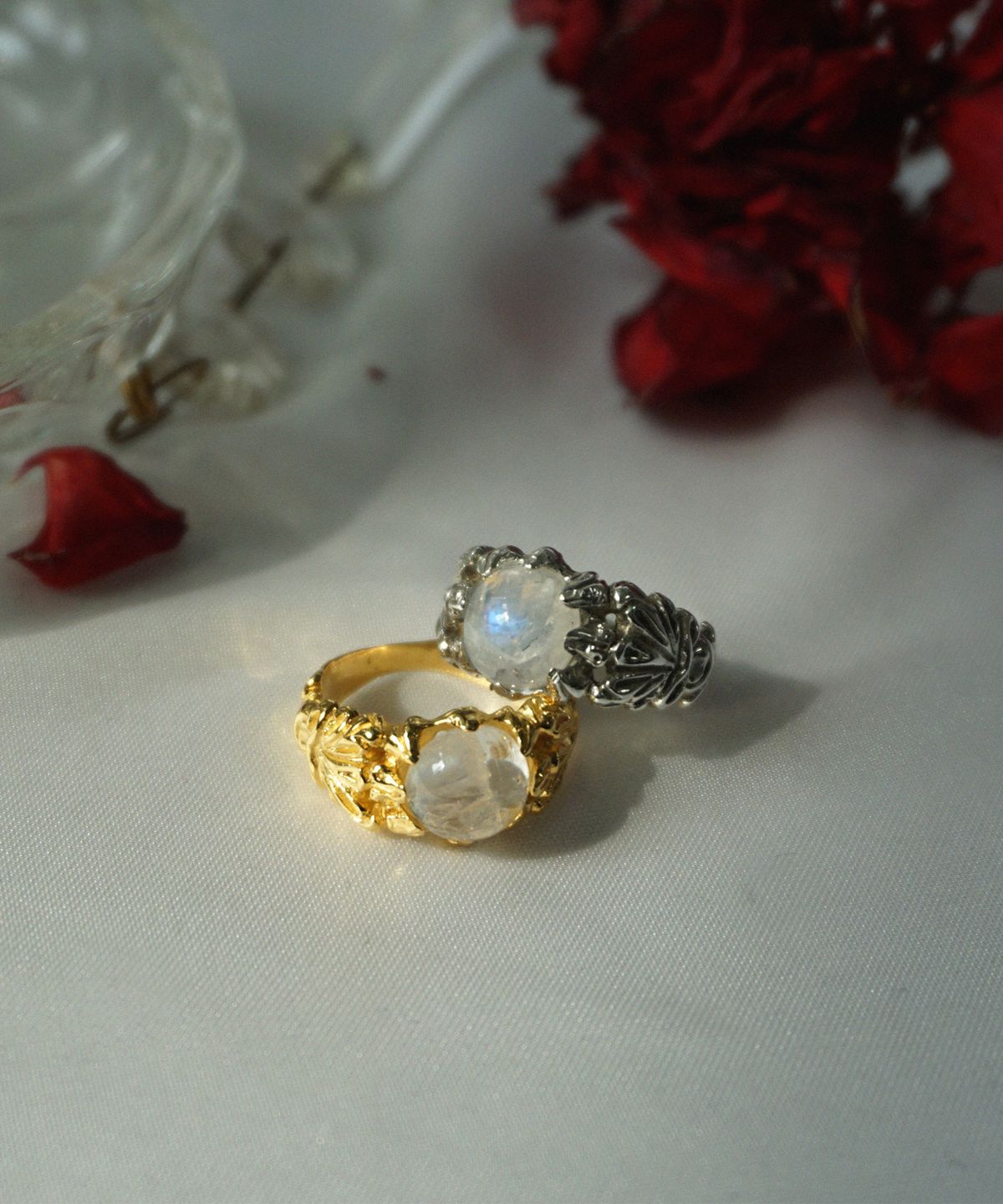 비자르 주얼리(BIZARRE JEWELRY) 앙스트 블뤼테(레인보우 문스톤) 반지