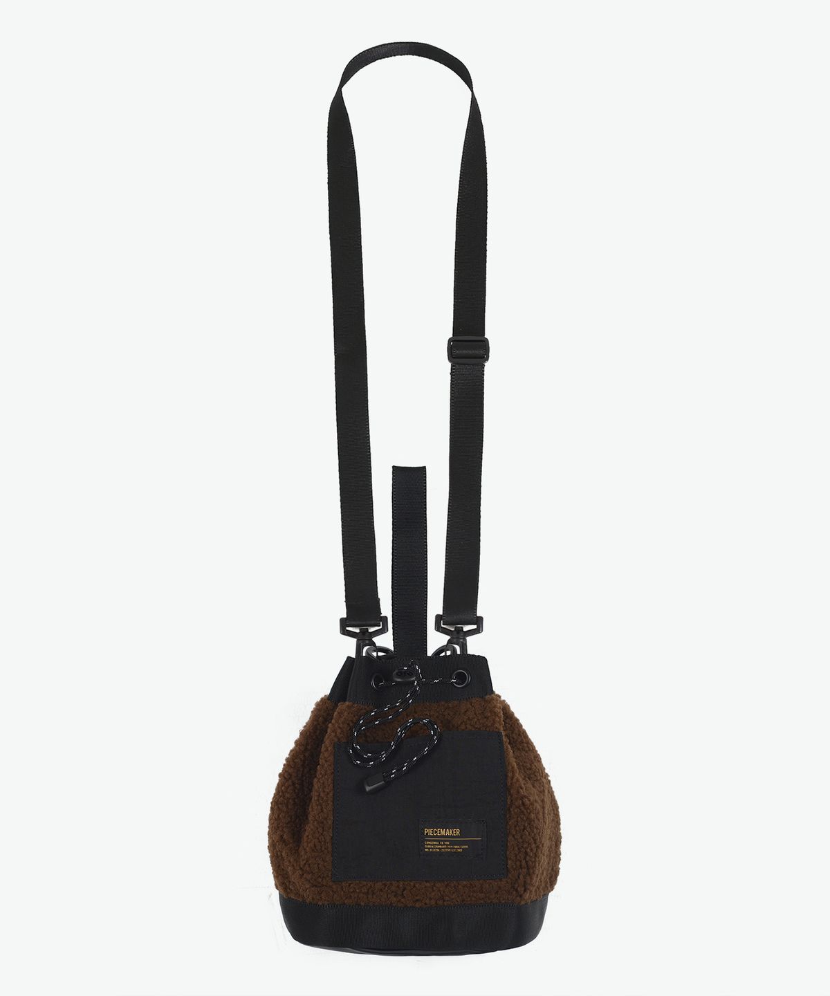 피스메이커(PIECE MAKER) FLEECE BUCKET BAG (BROWN)