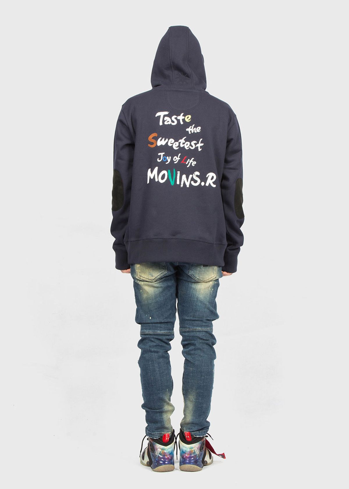모빈스알(MOVINS.R) AXIO LOVE SIGN HOODIE NAVY