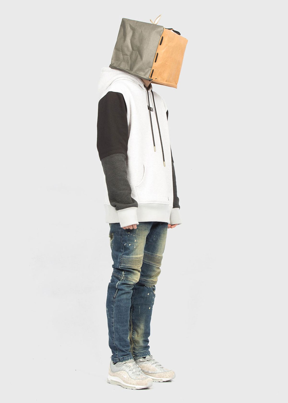 모빈스알(MOVINS.R) AXIO LOVE SIGN HOODIE LIGHT HTR GREY