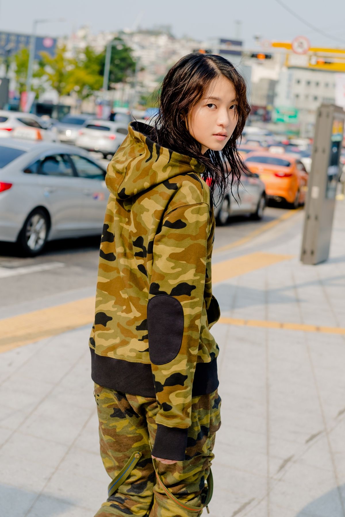 모빈스알(MOVINS.R) AXIO CAMO LOVERS HOODIE