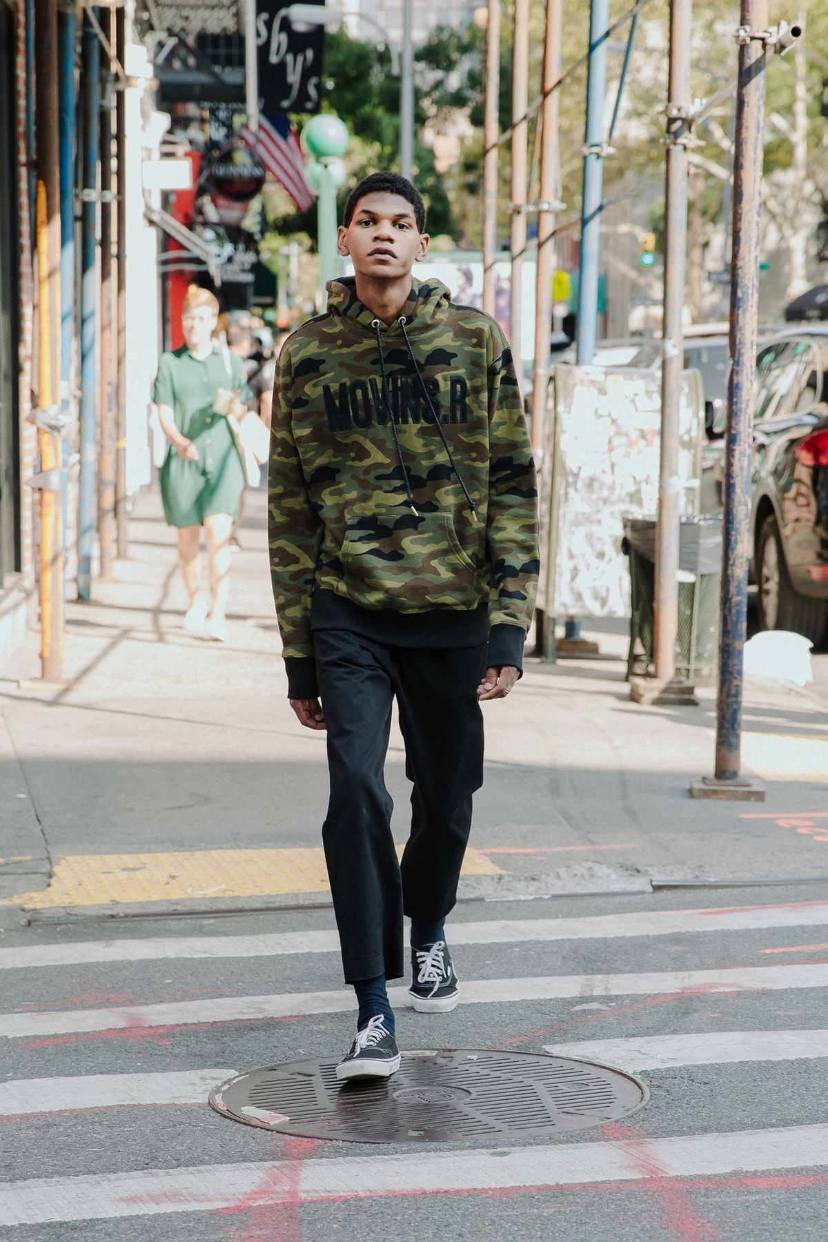 모빈스알(MOVINS.R) AXIO CAMO LOVERS HOODIE