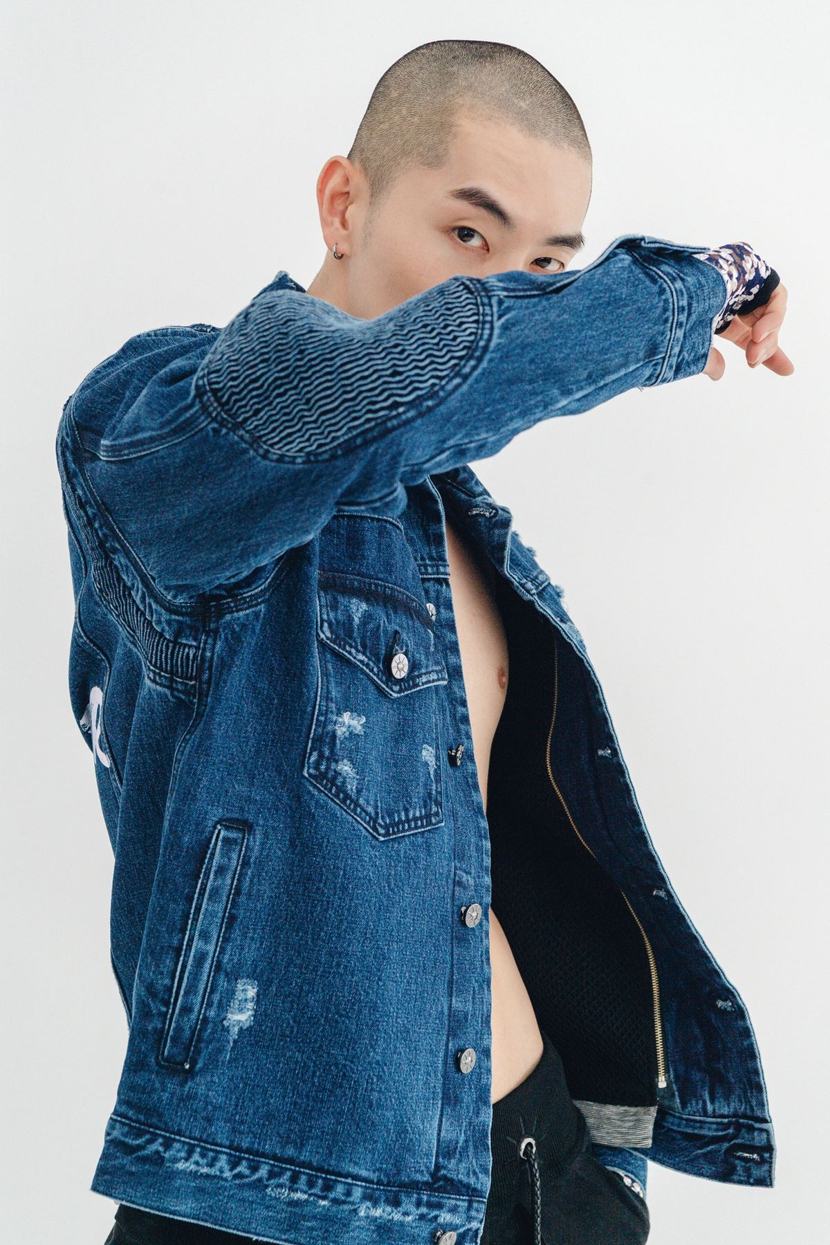 모빈스알(MOVINS.R) Aura Destroy Denim JK
