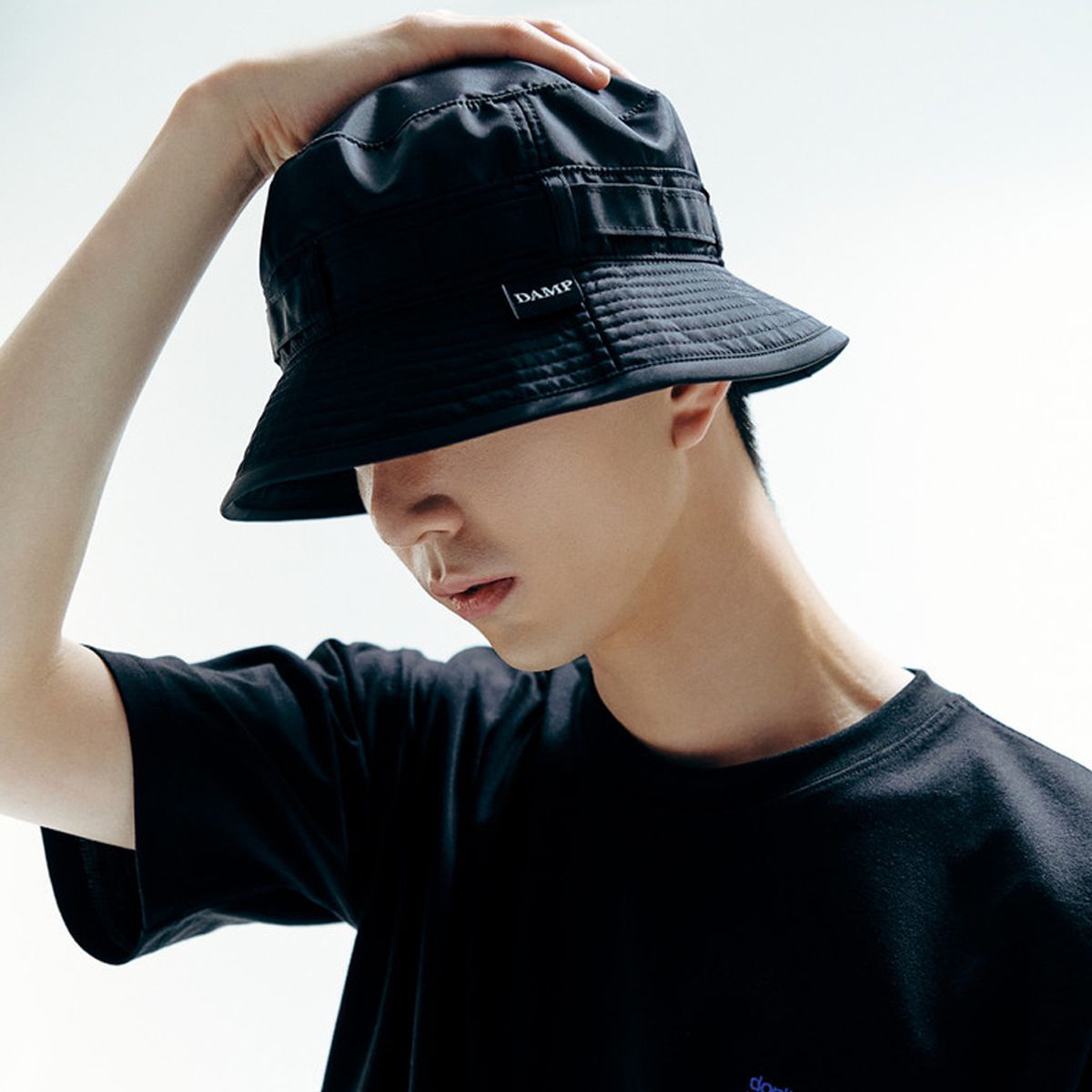 돈애스크마이플랜(DAMP) 고스트 이어 플랩 버킷햇