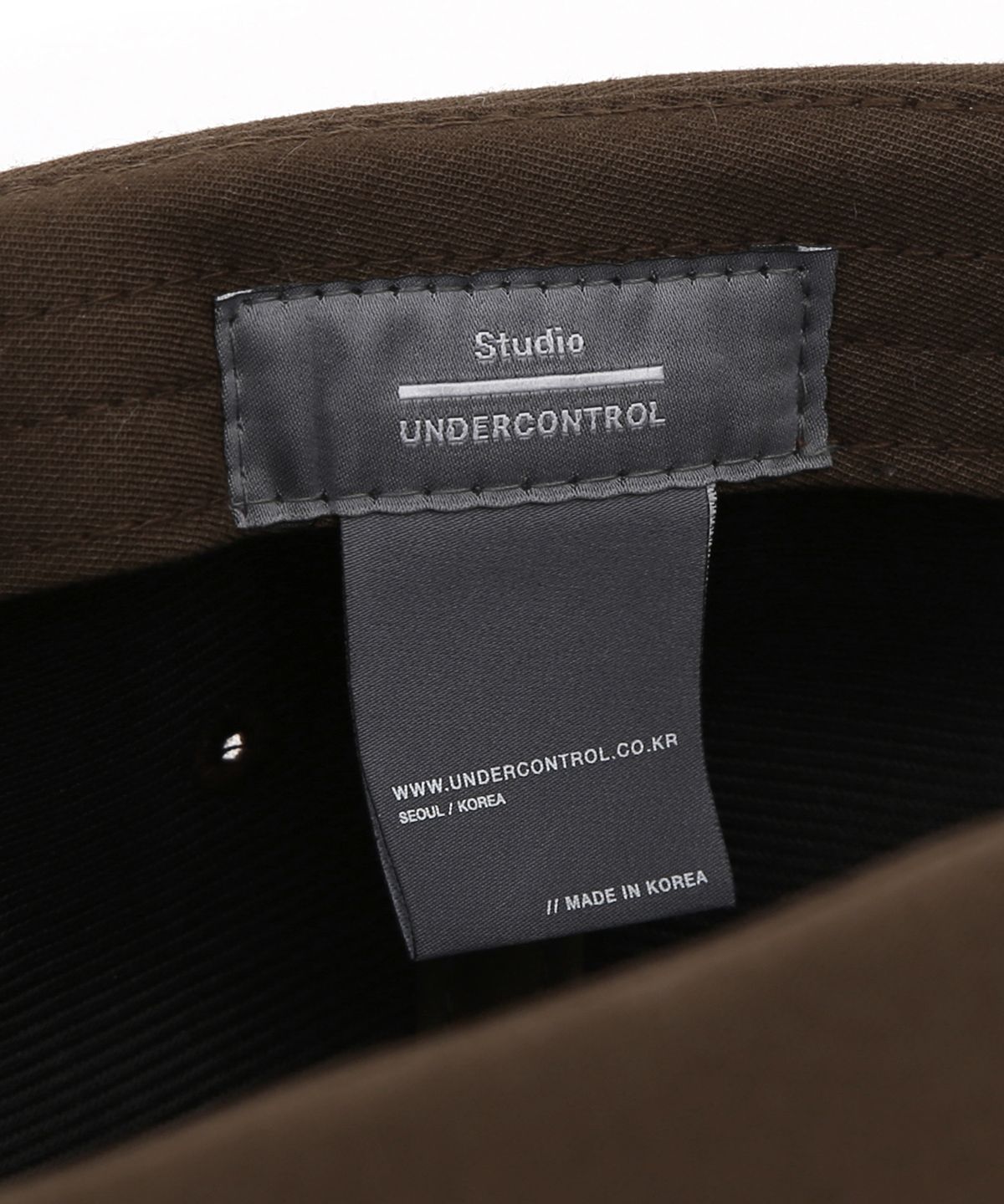 언더컨트롤 스튜디오(UNDERCONTROL STUDIO) 가죽 브림리스캡 HALF MOON / LEATHER / BROWN