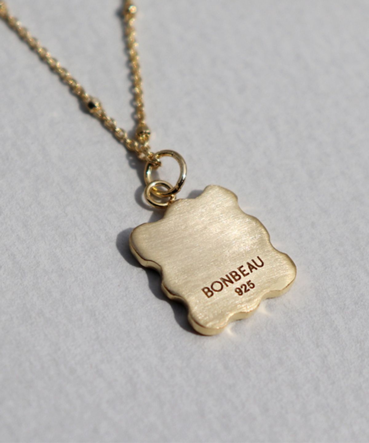 봉보(BONBEAU) Engrave frame simple Necklace 프레임 팬던트 이니셜 각인 목걸이