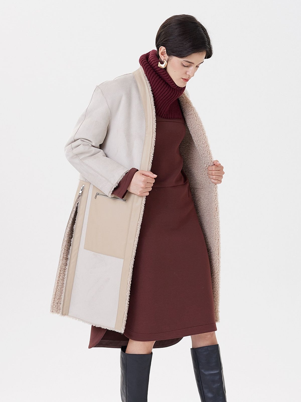 핀블랙(PINBLACK) REVERSIBLE NOKARA SLIT LONG MUSTANG COAT BEIGE