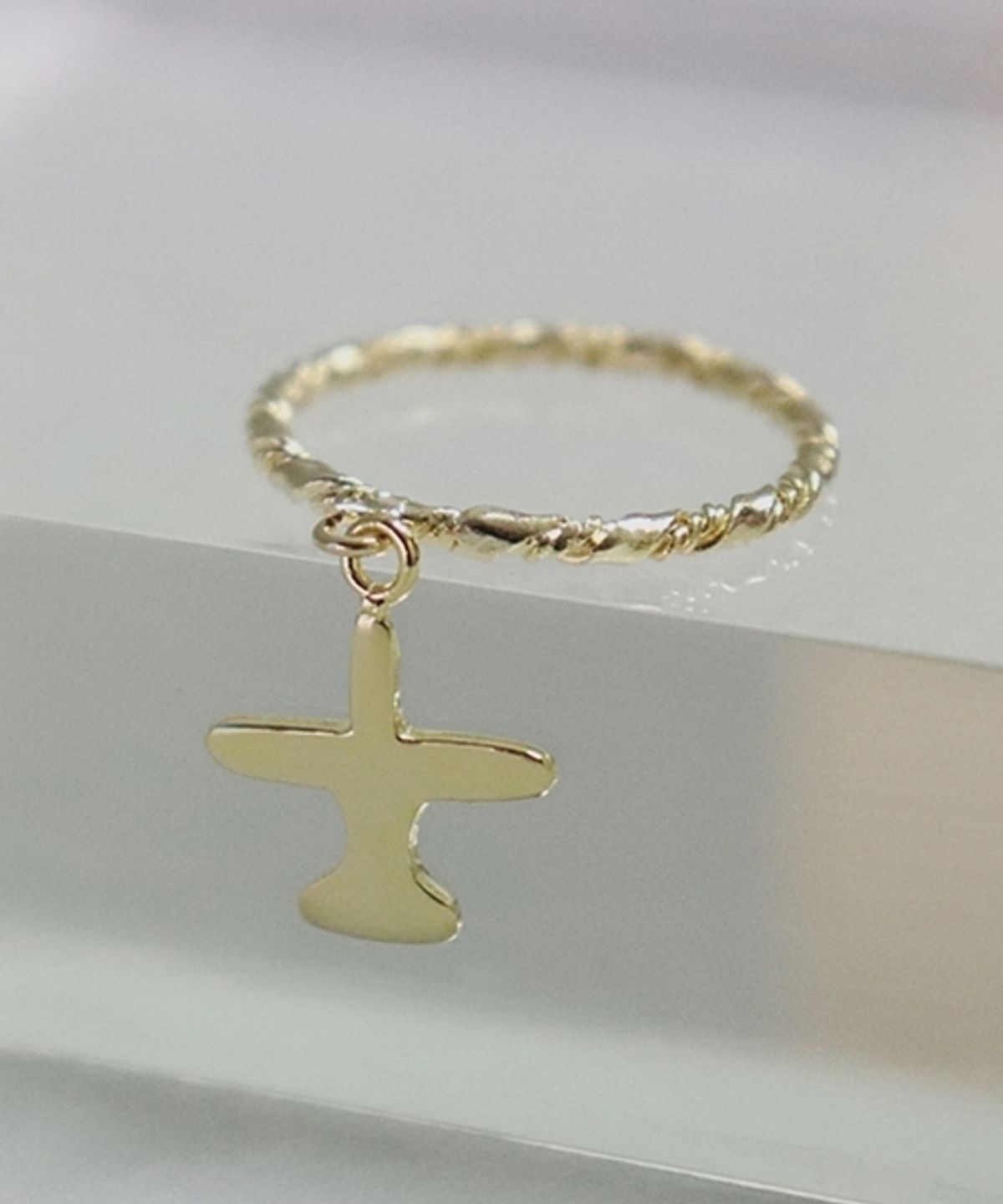 봉보(BONBEAU) Double twist airplane drop Ring 더블 트위스트 링 비행기 달랑이 반지
