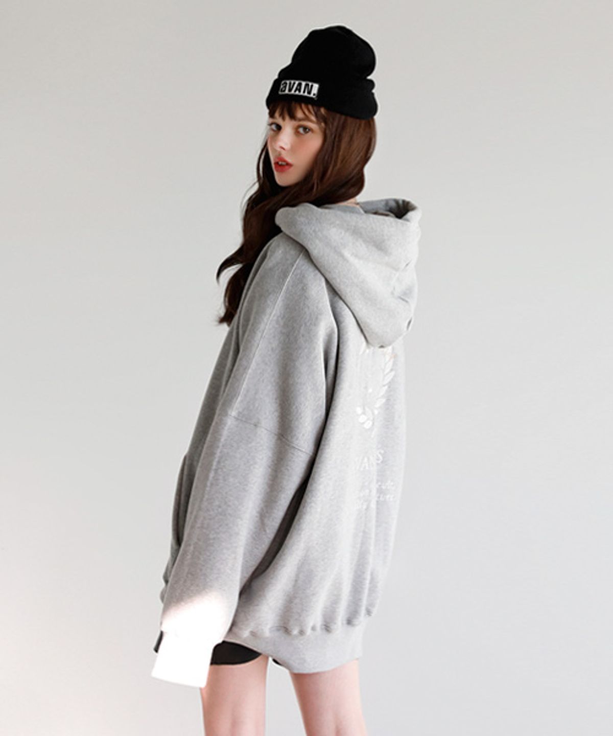 어반드레스(AVANDRESS) UNISEX LAUREL OVERSIZED HOODIE