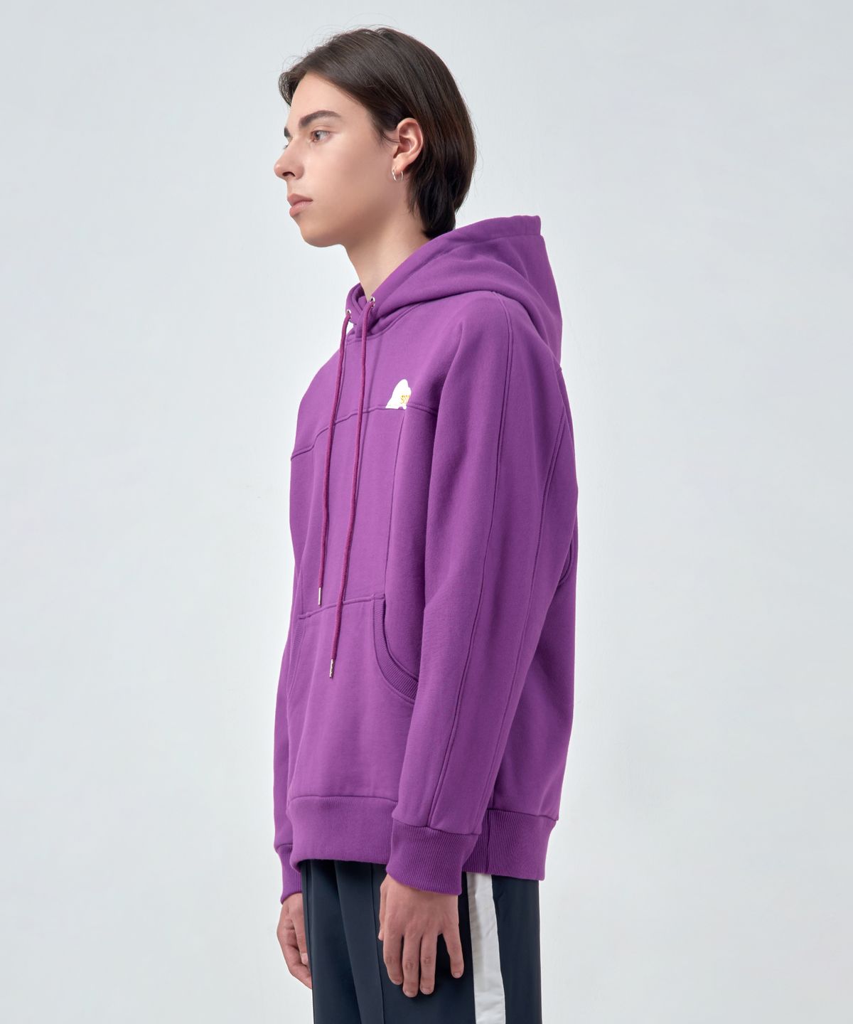 에스에스큐알(SSQR) Unisex Embroidered Hooded Sweatshirt KIZ_H_01_PURPLE_LARGE