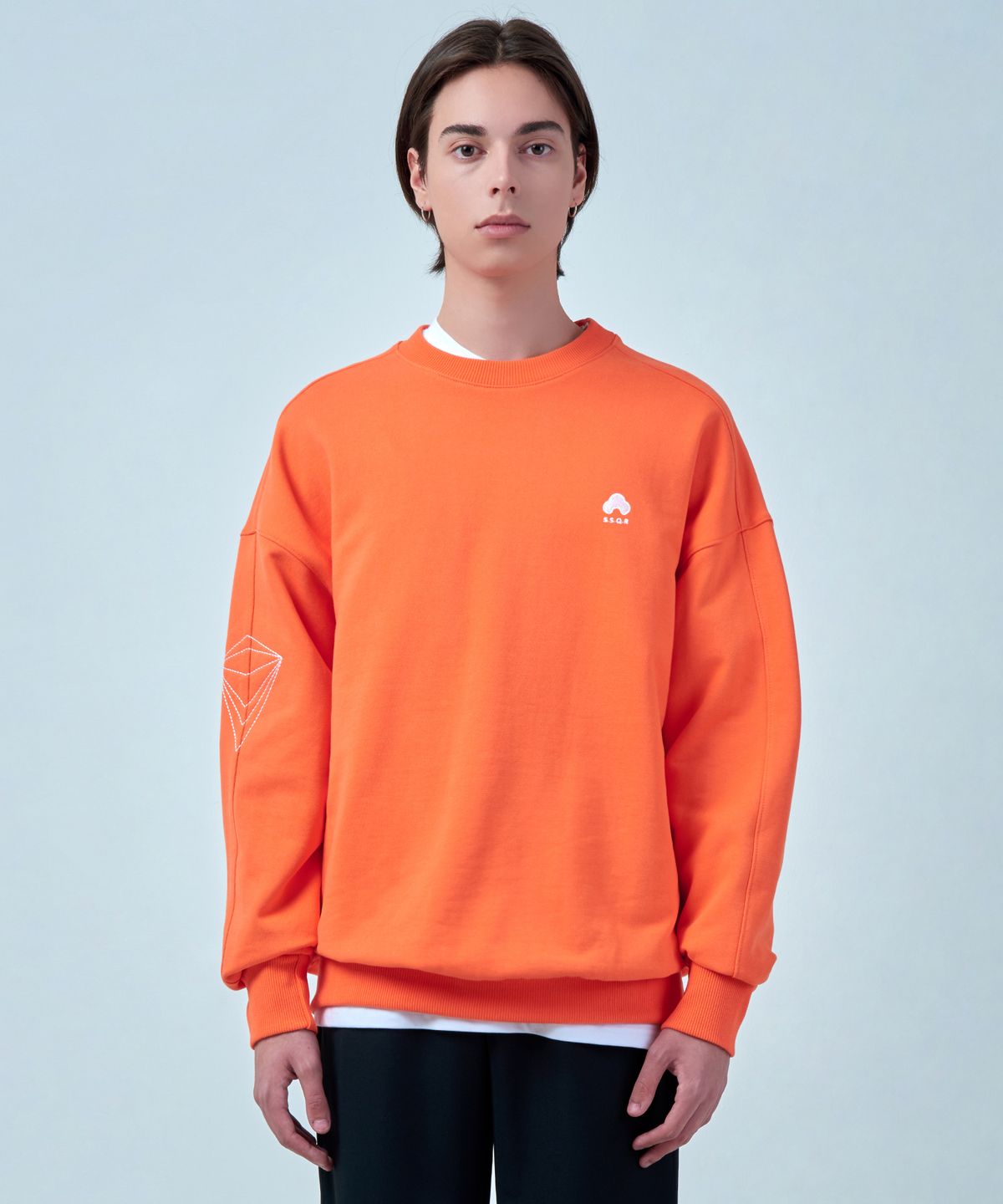 에스에스큐알(SSQR) Unisex Embroidered Sweatshirt ACC_02_CORAL_LARGE