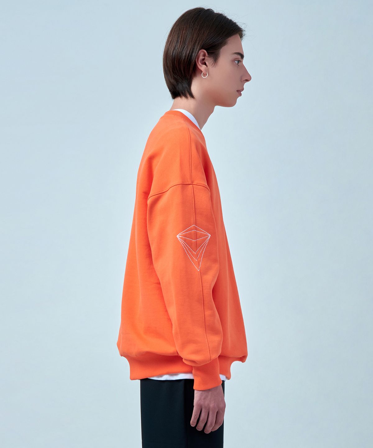 에스에스큐알(SSQR) Unisex Embroidered Sweatshirt ACC_02_CORAL_LARGE