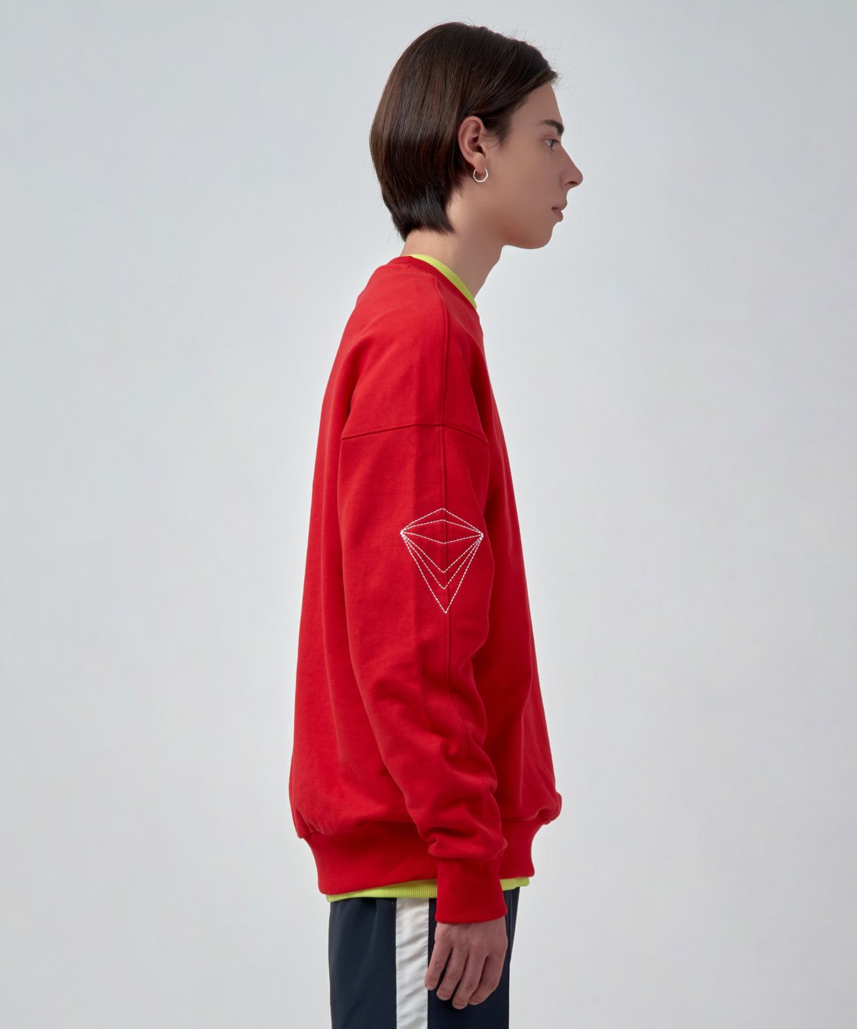 에스에스큐알(SSQR) Unisex Embroidered Sweatshirt ACC_02_RED_LARGE