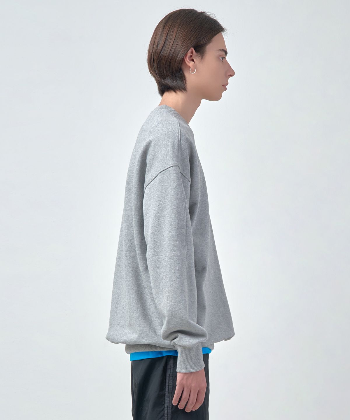 에스에스큐알(SSQR) Unisex Embroidered Sweatshirt VAN_01_M.GRAY_LARGE