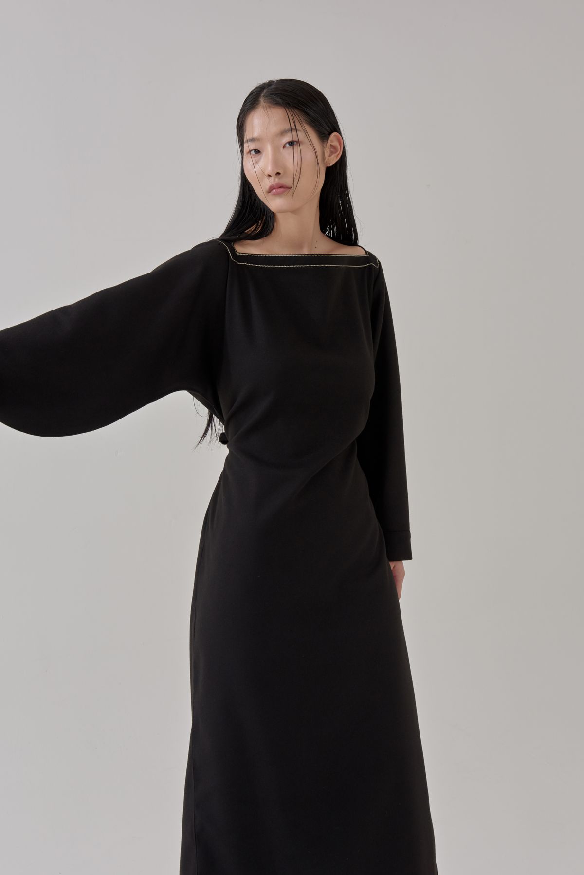 고목(KOMOK) 저고리 스티치 원피스 (Jeogori stitch one piece-black)